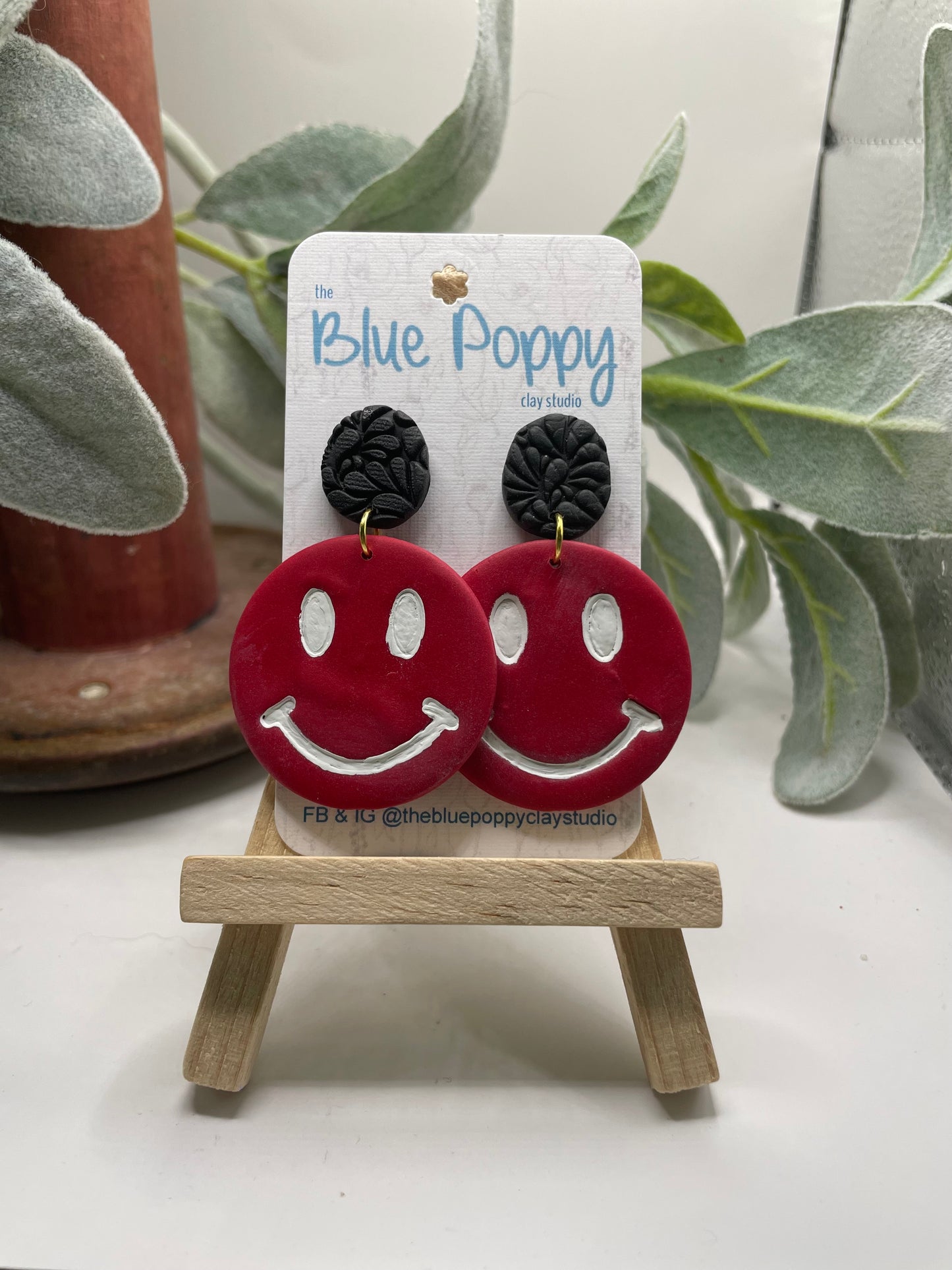 Smiley Face - Red & Black