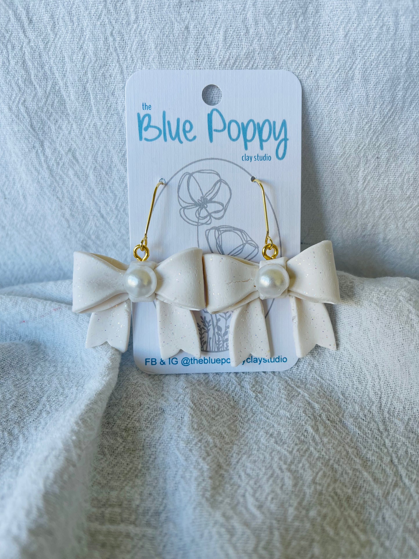 Bows-Pearls